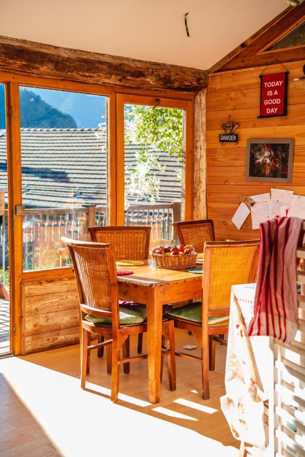 The Dragon Barn - Grenier Villa Ascou Bagian luar foto
